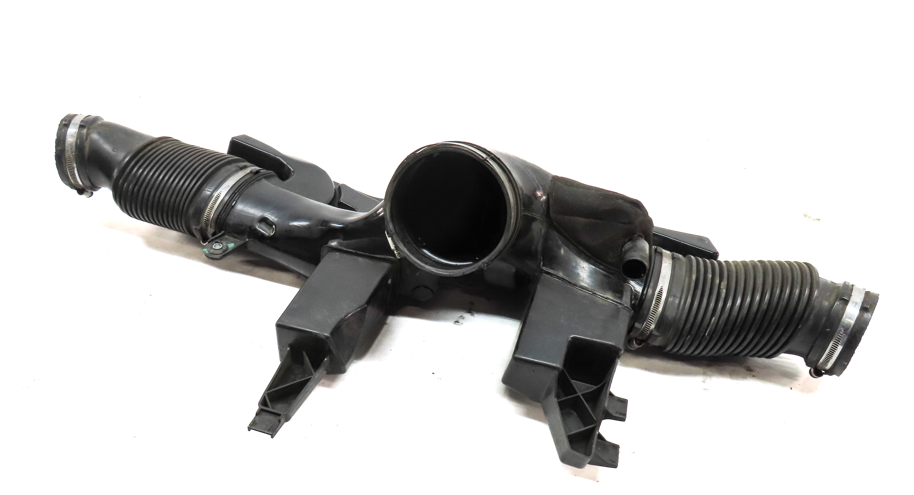 2015 LAND RANGE ROVER SPORT (L494) 3.0L SUPER ENGINE AIR INTAKE RESONATOR TUBE — exact item pictured